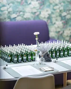 Orgue du parfumeur lors de l'atelier création parfum à proximité de Biarritz